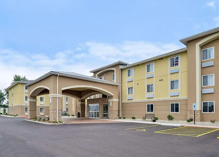 Comfort & I-55 Hotel 4*
