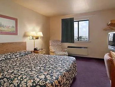 Comfort & I-55 Hotel 4*